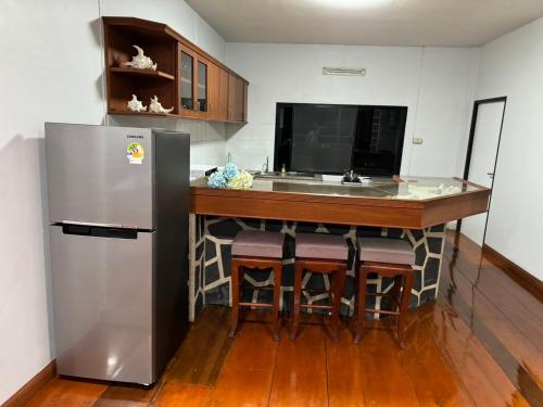 Dapur atau dapur kecil di ATHome Sriracha near Koh Loy