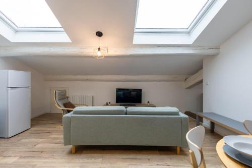 Photo de la galerie de l'établissement Le Colibri - T3 Spacieux, Lumineux & Cosy, à Castres