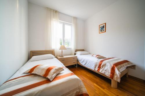 Pervanovo Apartments with Free Parking