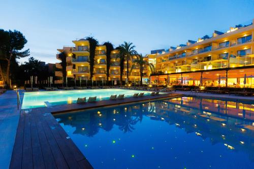 Πισίνα στο ή κοντά στο VIVA Golf Adults Only 18+