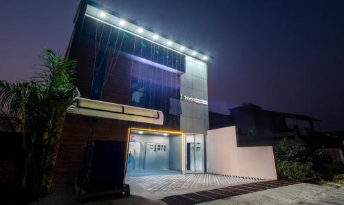 Bangunan di mana terletaknya hotel