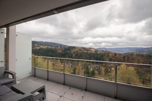 Nespecifikovaný výhled na hory nebo výhled na hory při pohledu z aparthotelu