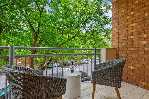 Μπαλκόνι ή βεράντα στο Chic East End Apartment