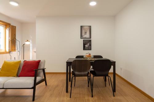Host Wise - Elegant Home in the Heart of Porto