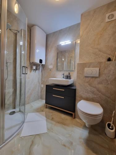 Ένα μπάνιο στο SiestaKey Apartmán 8