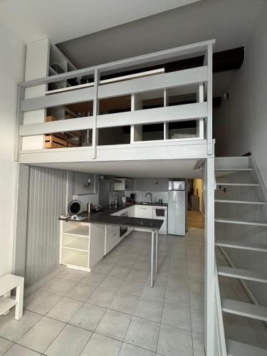Au pied des Halles - 46m2 en centre ville - 1 chambre et 1 mezzanine - tout confort
