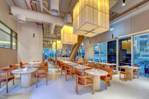Regency Luxury Suites photo 3