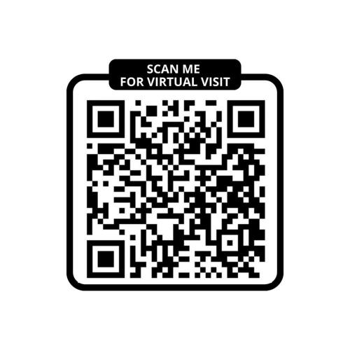 un code qr noir et blanc avec un signe me scanner pour une visite virtuelle dans l'établissement Bluestay 221 - Appartement au centre de Paris, à Paris