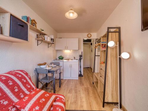 Studio Vostok Zodiaque-80 by Interhome