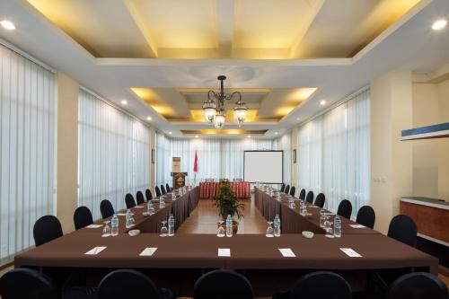 Imagen de la galería de Royal Hotel and Convention Tretes, en Prigen