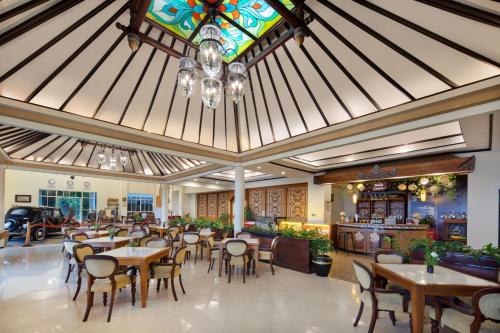 Imagen de la galería de Royal Hotel and Convention Tretes, en Prigen