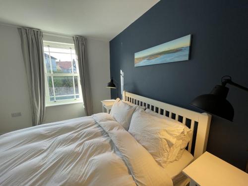 Light-filled Eco-home with Patio photo 32