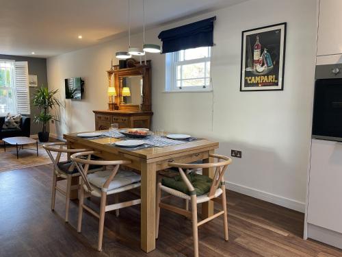 Light-filled Eco-home with Patio photo 11