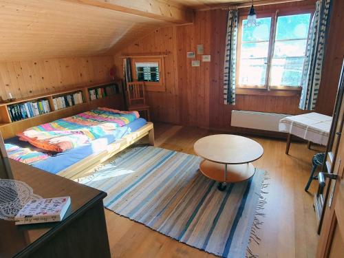 Cama o camas de una habitación en Apartment Hübeli - Kopp by Interhome
