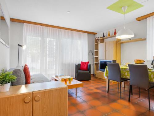 Χώρος καθιστικού στο Apartment Alicia by Interhome