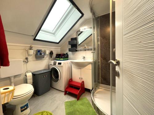 Ένα μπάνιο στο Apartment Garden by Interhome