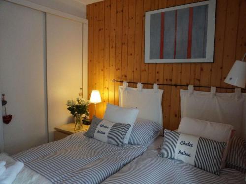 Una cama o camas en una habitación de Apartment Halten by Interhome
