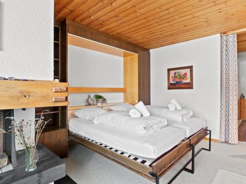 Apartment Triangel C Horbach by Interhomeにあるベッド