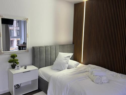 Postel nebo postele na pokoji v ubytování Shopping Park Studio Nr 16