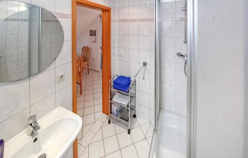 Bilik mandi di Ferienwohnung Userin