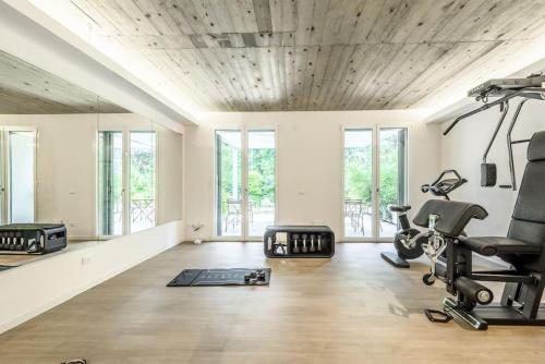 Villa Duomo - Jacuzzi e Terrazzo - Cinema - Free Parking - Gym