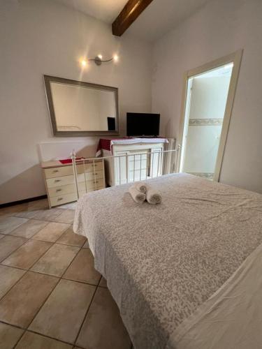 Ένα ή περισσότερα κρεβάτια σε δωμάτιο στο Residence Porta Saragozza
