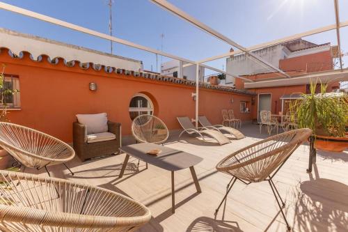 Quevedo Deluxe Penthouse by Valcambre