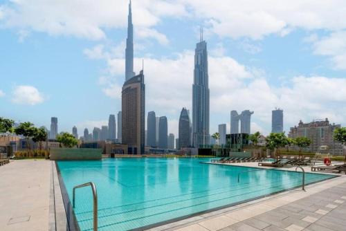 Prime Location Full Burj View in Downtown Dubai