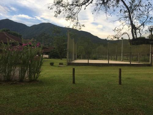 Landskap semula jadi dekat dengan chalet