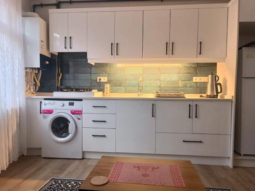 Dapur atau dapur kecil di Evinizin Konforunu Yaşayın !