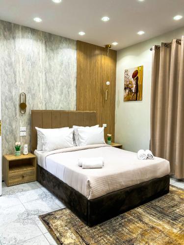 Tahrir Residence - Marriage Certificate is Required for Couples at Check-in