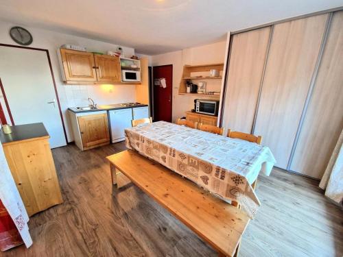 Photo de la galerie de l'établissement Résidence Grand Argentier - Centre station appartement 6/8 personnes MAE-2914, à Modane