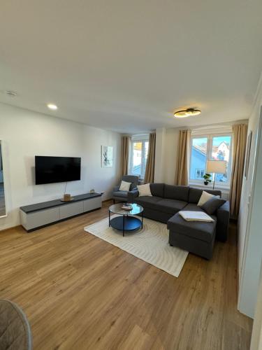 Televisyen dan/atau pusat hiburan di Kempten Innenstadt - Allgäu Suites