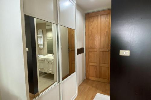 Ένα μπάνιο στο Nice location 1 bedroom