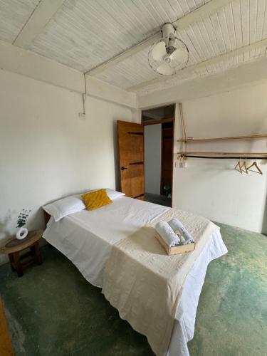 Voodi või voodid majutusasutuse Cabaña Punta Coral toas