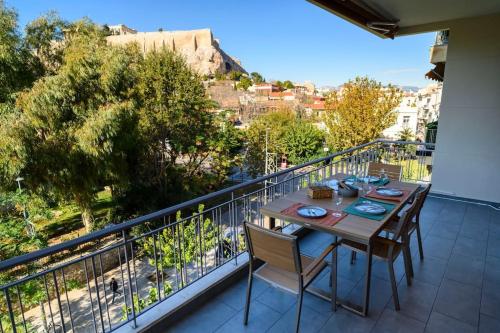 Stunning Acropolis 2 bedroom Opulence