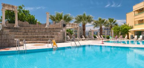 Πισίνα στο ή κοντά στο Hotel Esra and Family Suites - All Inclusive