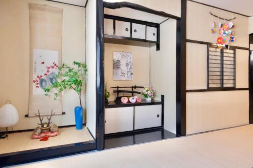 Kizuna Osaka Japanese Family House with Tatami Play Room