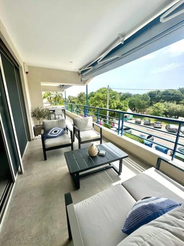 Athens Riviera Lux Flat, Lemos Vouliagmeni