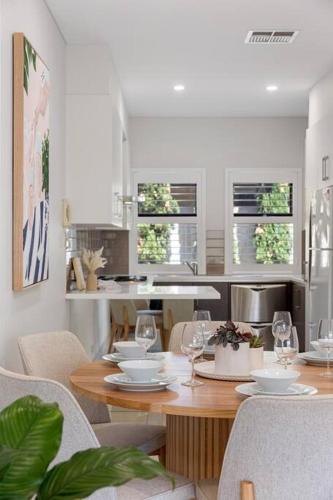 Χώρος καθιστικού στο Vera on Penzance - 3BR, Parking, Wifi