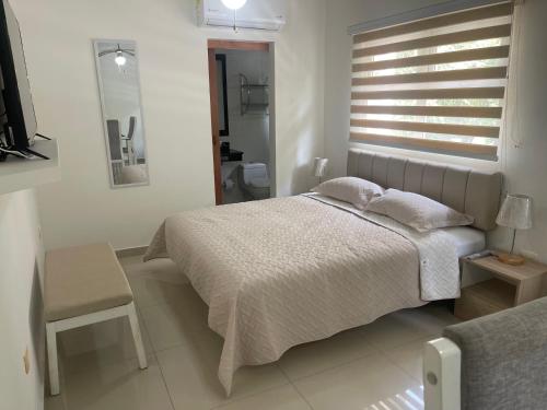 Postel nebo postele na pokoji v ubytování Italia boutique Apt 2