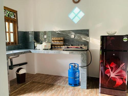 Una cocina o zona de cocina en Coastal edge villa