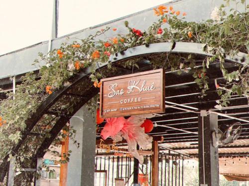 Gallery image of Sao Khue Riverside Hotel & Coffee in Sa Ðéc