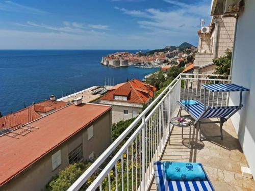 Apartments Sipa - Superior Two Bedroom Apartment with Balcony and Sea View Apartman F