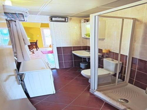 Apartments Sipa - Superior One Bedroom Apartment with Balcony and Sea View Apartman D