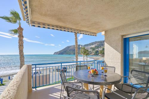 Beachfront Los Novos La Herradura