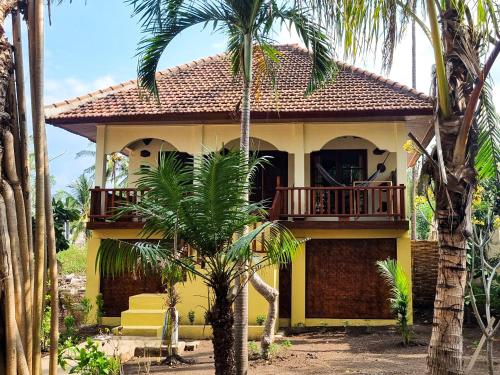 Taman di luar Ananda B&B