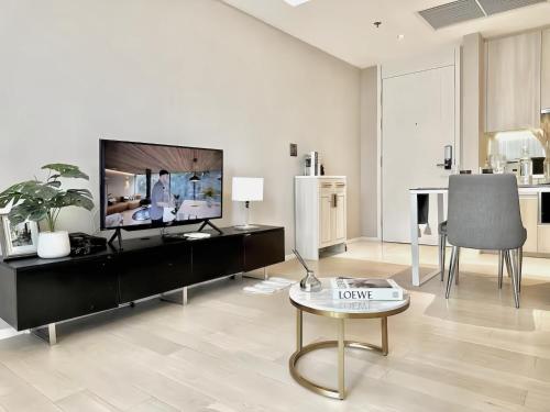 Μια τηλεόραση ή/και κέντρο ψυχαγωγίας στο Circle Sukhumvit 11 Bangkok