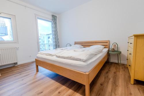 Whats-App Self-Check-IN - studio, 5 minutes to center