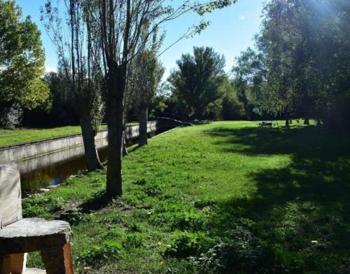 Φυσικό τοπίο κοντά σε αυτή η εξοχική κατοικία